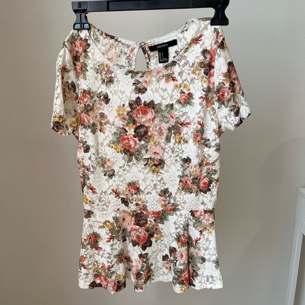 Forever 21 floral peplum blouse shirt